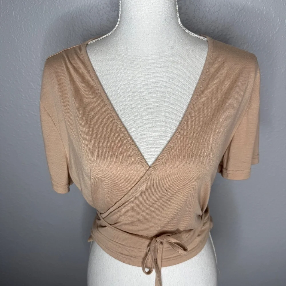 Women's Beige or light brown Shein V-neck wrap crop‎ top Size 2XL